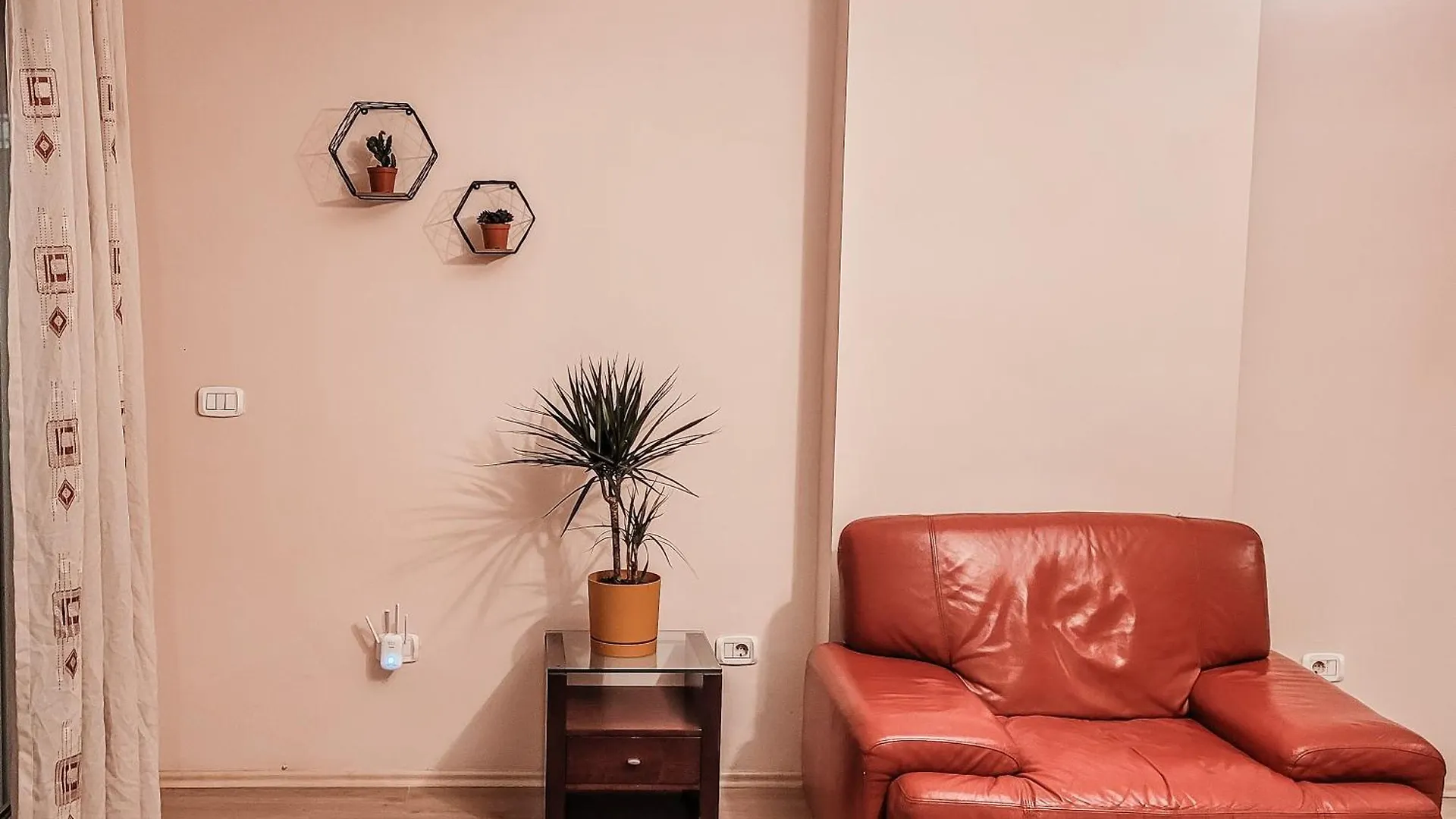 Skyline Apartments Tiran